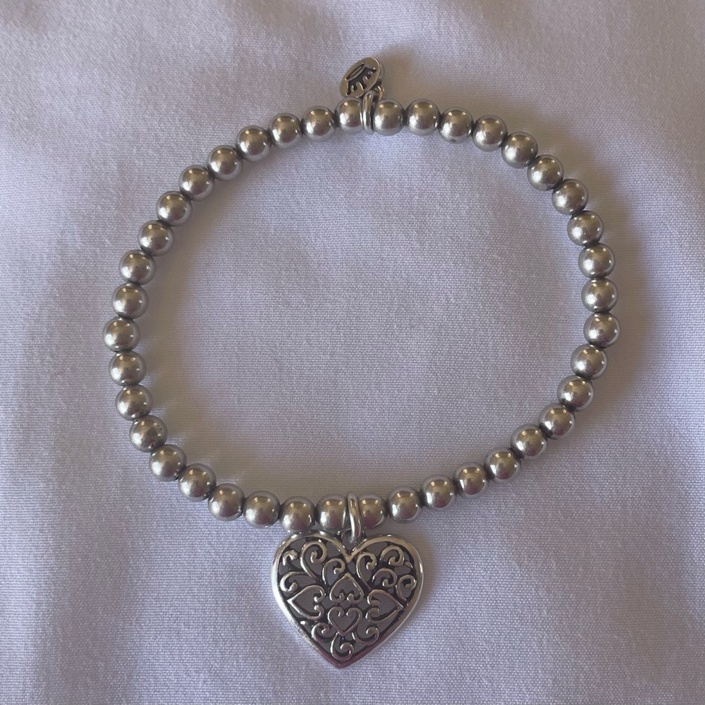 BRACELET - Brand new silver heart bracelet